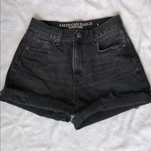 American Eagle Black Distressed Mom Shorts Size 0